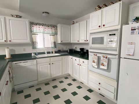 8410 Devins Trl, Roscommon, MI 48653 photo 11