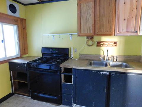 102 Fig St, Grayling, MI 49738 photo 5