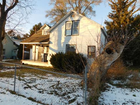 102 Fig St, Grayling, MI 49738 photo 1