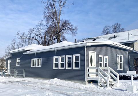 611 E Michigan Ave, Grayling, MI 49738 photo 1