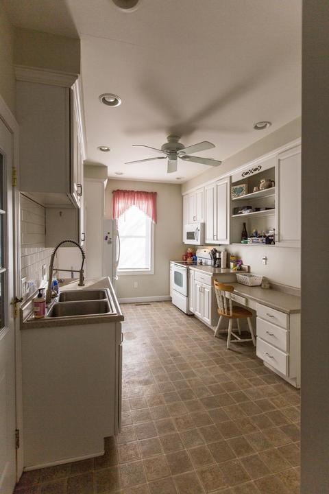 602 Pine St, Cheboygan, MI 49721 photo 9