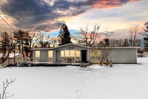 1792 Pratt Lake Rd, Gladwin, MI 48624 photo 1