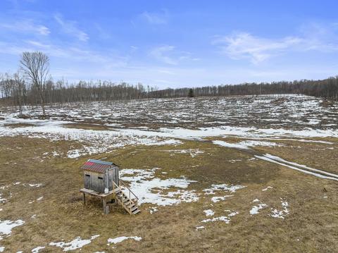 10426 Wolverine Rd, Wolverine, MI 49799 photo 32