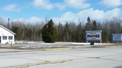 W Us-2, St. Ignace, MI 49781 photo 10