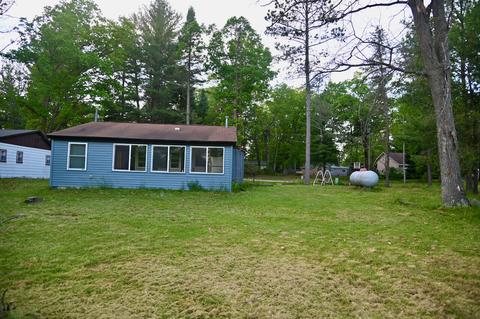 6554 Robin Dr, Harrison, MI 48625 photo 10