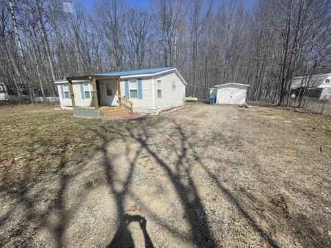 321 Maplewood Drive Roscommon Mi 48653 Dr, Roscommon, MI 48653 photo 1