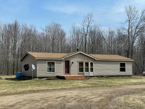 5275 Soderquist Rd, Mancelona, MI 49659 photo 1