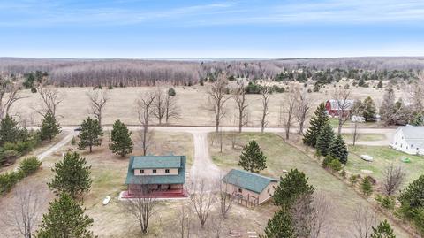 8407 Mentor Rd, Wolverine, MI 49799 photo 5