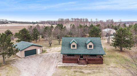 8407 Mentor Rd, Wolverine, MI 49799 photo 2