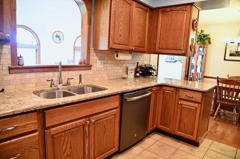 208 Lakeview Dr, Roscommon, MI 48653 photo 7