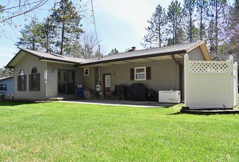 208 Lakeview Dr, Roscommon, MI 48653 photo 33