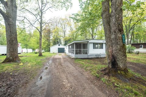 218 Mink Dr, Roscommon, MI 48653 photo 1