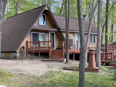 131 Oak Ln, Gladwin, MI 48624 photo 1