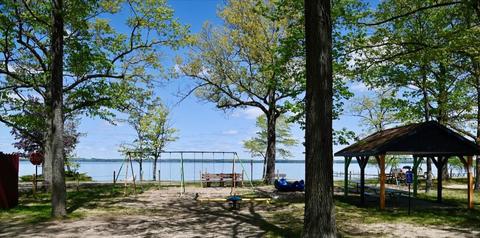 305 Golfview Dr, Roscommon, MI 48653 photo 31