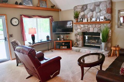 305 Golfview Dr, Roscommon, MI 48653 photo 12