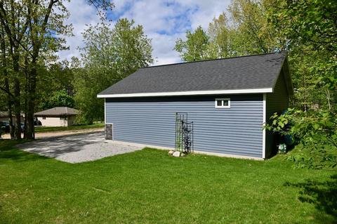 305 Golfview Dr, Roscommon, MI 48653 photo 3