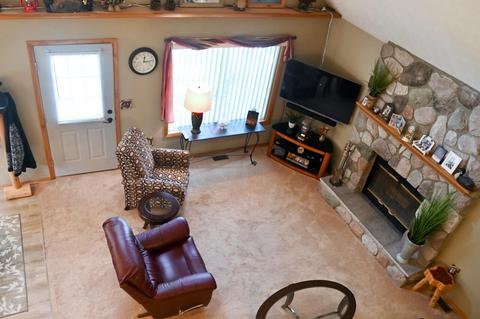 305 Golfview Dr, Roscommon, MI 48653 photo 9