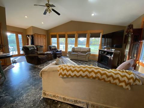 1840 E Pratt Lake Rd, Gladwin, MI 48624 photo 3