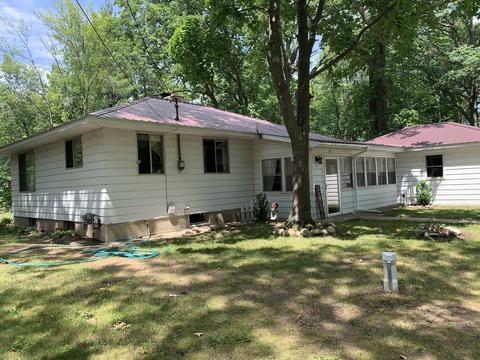 228 Arbutus Street Gladwin Mi 48624 St, Gladwin, MI 48624 photo 2