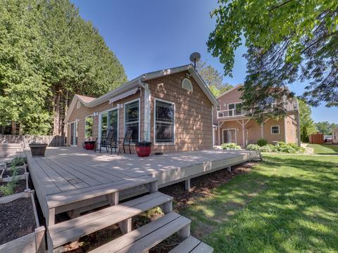 5591 Moulder Dr, Cheboygan, MI 49721 photo 1