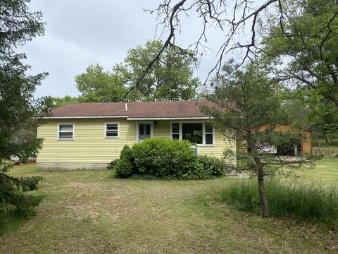 1127 E Pioneer Rd, Roscommon, MI 48653 photo 2