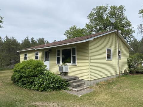 1127 E Pioneer Rd, Roscommon, MI 48653 photo 8