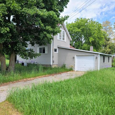 7922 Maple St, Vanderbilt, MI 49795 photo 2
