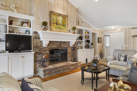 10686 Mccarthy Dr, Alanson, MI 49706 photo 6