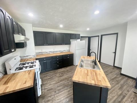 600 Smith St, Grayling, MI 49738 photo 6