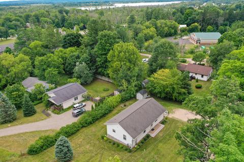 7685 Summit St, Alanson, MI 49706 photo 21
