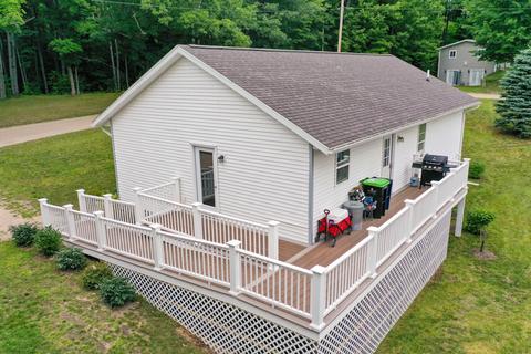 7685 Summit St, Alanson, MI 49706 photo 25