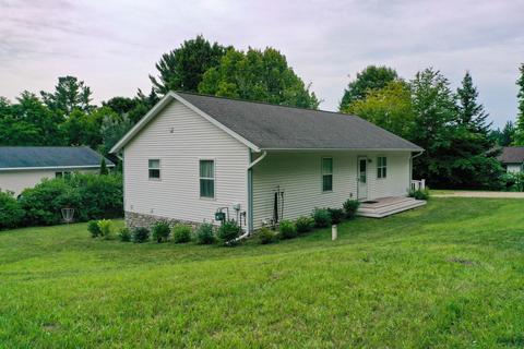 7685 Summit St, Alanson, MI 49706 photo 28