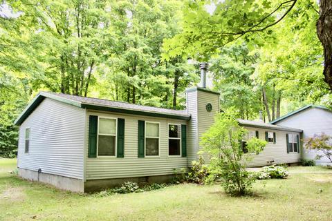 5030 Nicholas Ln, Frederic, MI 49733 photo 4