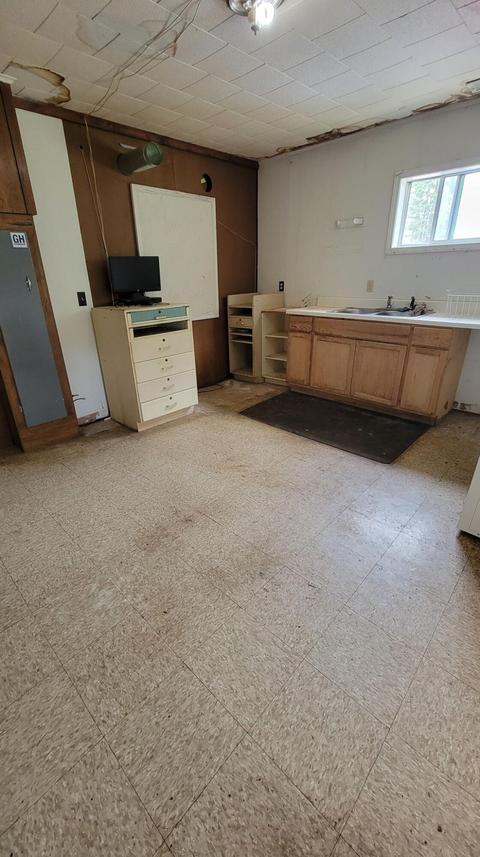 5337 E Black River Road Black River Mi 48721 Rd, Black River, MI 48721 photo 7