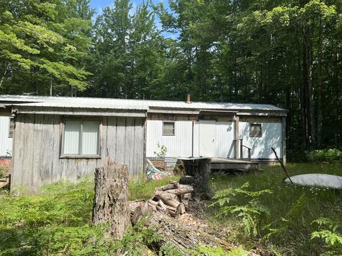 11835 W 16 Rd, Mesick, MI 49668 photo 2