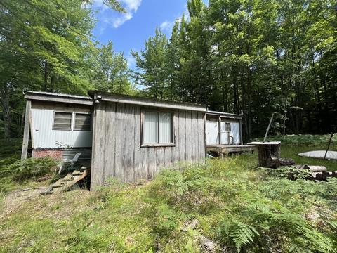 11835 W 16 Rd, Mesick, MI 49668 photo 3