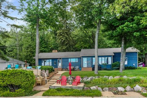251 Burrows Avenue Roscommon Mi 48653 Ave, Roscommon, MI 48653 photo 2