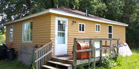 210 S Eastern Ave, Cheboygan, MI 49721 photo 3