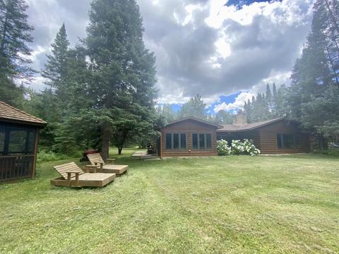 139 Black Bear Dr, Grayling, MI 49738 photo 2