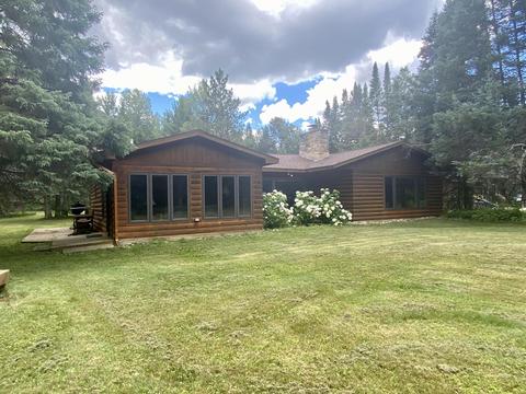 139 Black Bear Dr, Grayling, MI 49738 photo 1