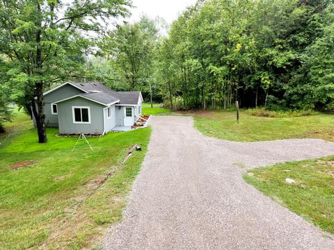 326 Thompson Rd, Mio, MI 48647 photo 2