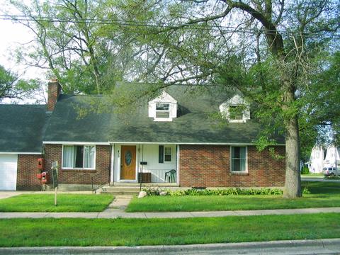 409 Plum St, Grayling, MI 49738 photo 2