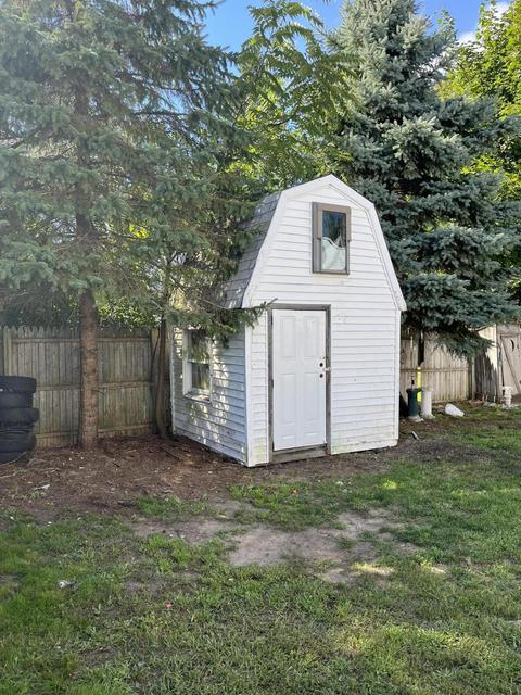 351 W Main St, Vanderbilt, MI 49795 photo 11