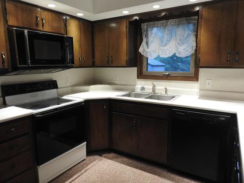303 Cardinal Ave, Roscommon, MI 48653 photo 8