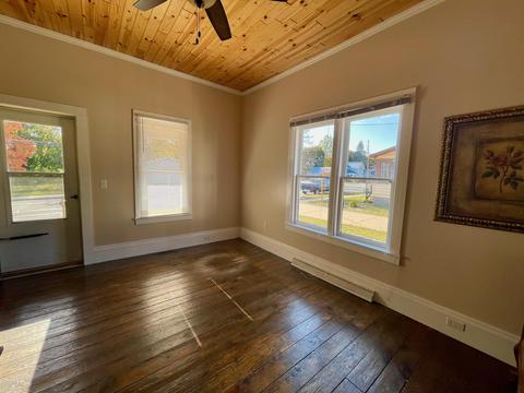 206 Maple St, Grayling, MI 49738 photo 5