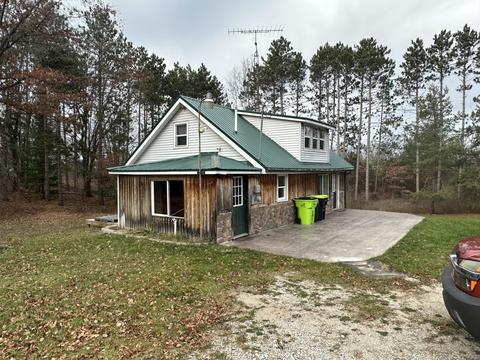 10961 Siderman Rd, Roscommon, MI 48653