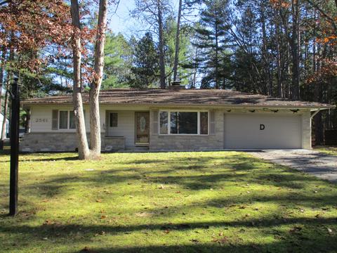 2561 Craig Dr, Lewiston, MI 49756