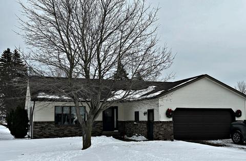 121 Riverside Drive Cheboygan Mi 49721 Dr, Cheboygan, MI 49721 photo 1