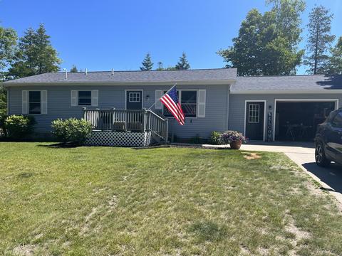 421 Chambers Street St Ignace Mi 49781 St, St. Ignace, MI 49781 photo 2
