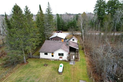 8582 Ohurn Rd, Lachine, MI 49753